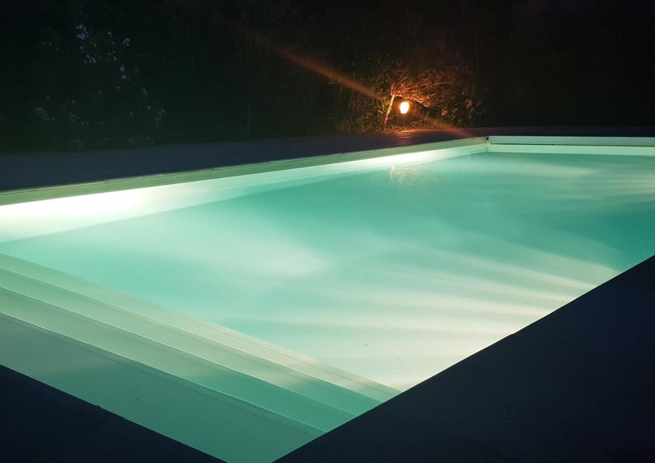 Studio indépendant à la Villa Garlaban 3 étoiles Gémenos Esterno foto