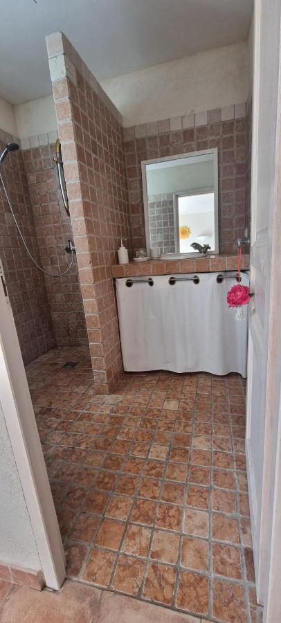 Studio indépendant à la Villa Garlaban 3 étoiles Gémenos Esterno foto